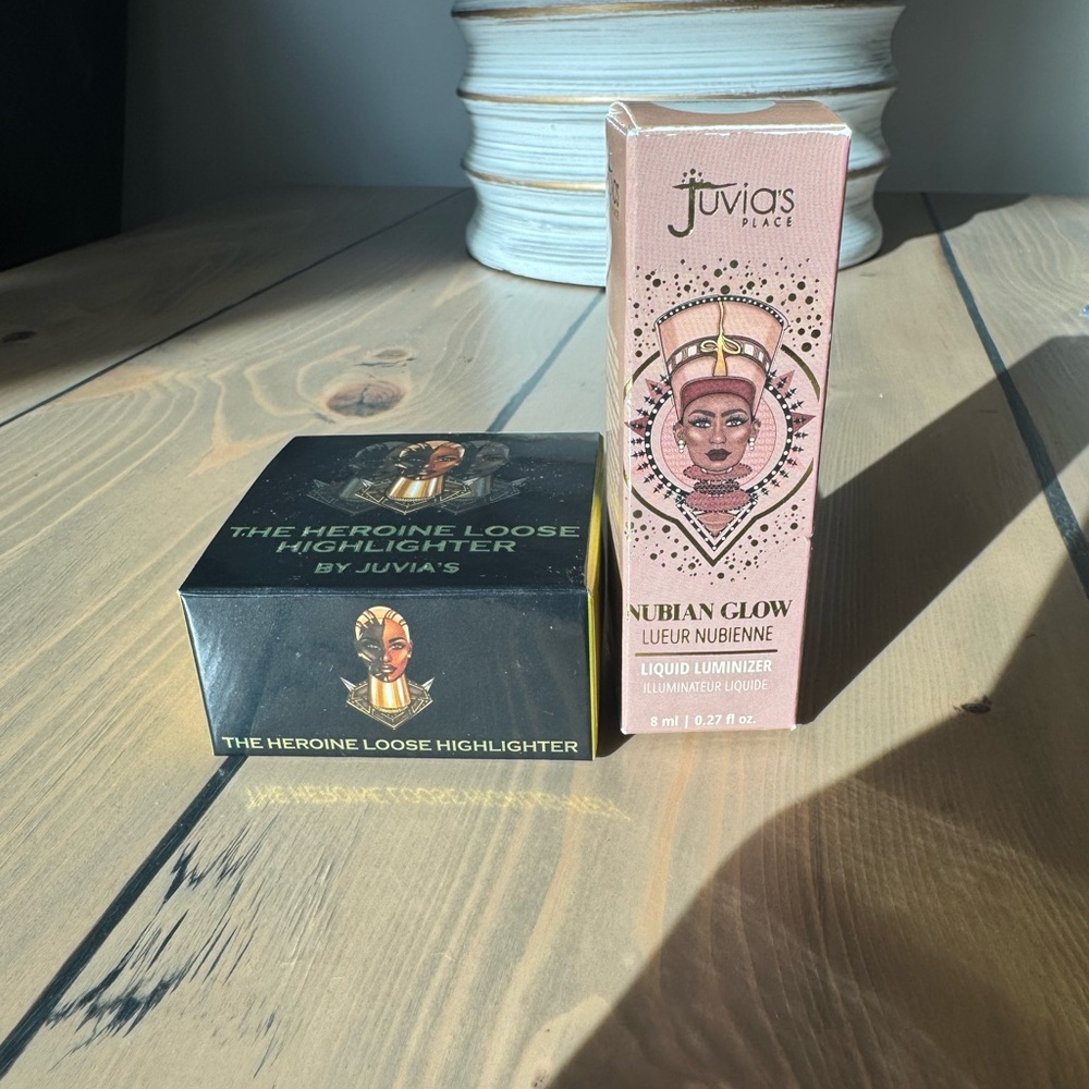 Juvias Place Heroine Loose Highlighter Makeup & Nubian Glow Liquid Star Struck